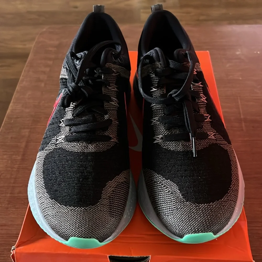 Nike React Infinity Run FK 2 black/red/green. Men’s size 12 Brand New - Picture 3 of 4